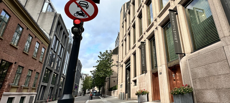 Klagenemnda for revisor-, regnskapsfører- og inkassosaker ligger an til å bli erstattet av en nyopprettet Finanstilsynsklagenemnd, men av nemdas årsrapport ser det ut til at de er opptatt av å holde dampen oppe til siste nikk. Fasaden på Finanstilsynets kontorer.