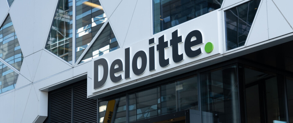 13 regionskontorer i Deloitte skal etter planen bli Cedra i løpet av fjerde kvartal. Foreløpig har virksomheten fått navnet «Deloitte Spinco». Inngangspartiet til Deloittes kontor i Oslo