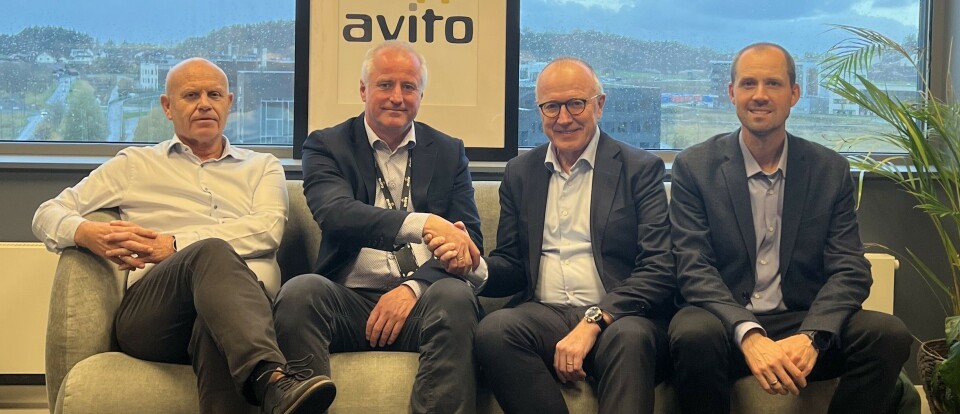 Det var lett å se det boble av nyskaping i sofaen da avtalen mellom Avito og View Group ble foreviget. Fra venstre: Kurt S. Helland (Styreformann Avito), Jarle Soland (CEO Avito), Morten Bratlie (Gründer og styremedlem VIEW Group) og Jan Otto Innvær (Managing Director/VIEW Group Norway)