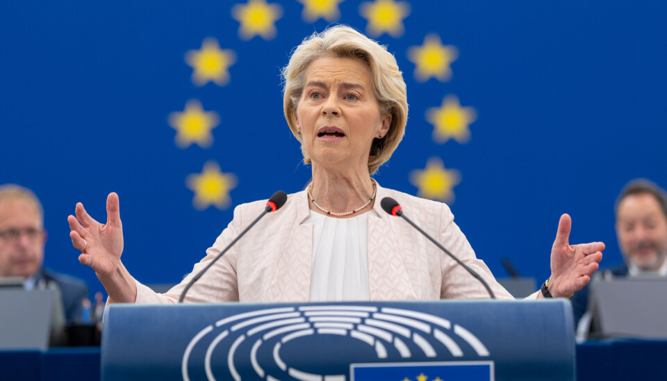 HVITT SKAL DET VÆRE: EU-kommisjonen, her ved president Ursula von der Leyen, har vedtatt en hel pakke med nye regler mot hvitvasking. Nå skal en arbeidsgruppe vurdere hvordan disse kan implementeres i Norge.