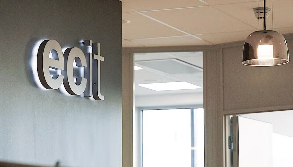 ECIT kjøper de viktigste datterselskapene til Qlosr Group, en svensk leverandør av IT-tjenester. Med dette kjøpet passerer ECITs omsetning i Sverige milliarden. Illustrasjonsfoto av interiør på et ecit-kontor