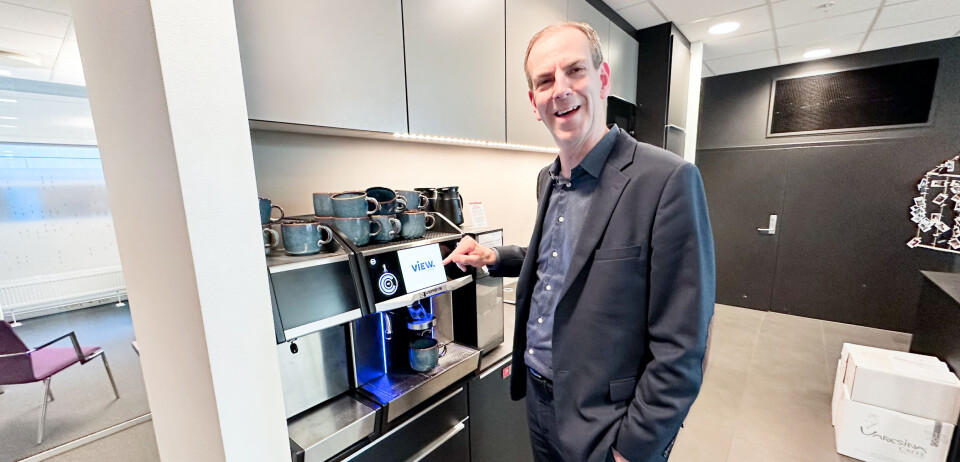 VIEW-sjef John Hugosson kan saktens koste på seg en god kopp kaffe etter å ha klatret fra tiende til sjetteplass på Regnskap Norges Topp 10-liste.