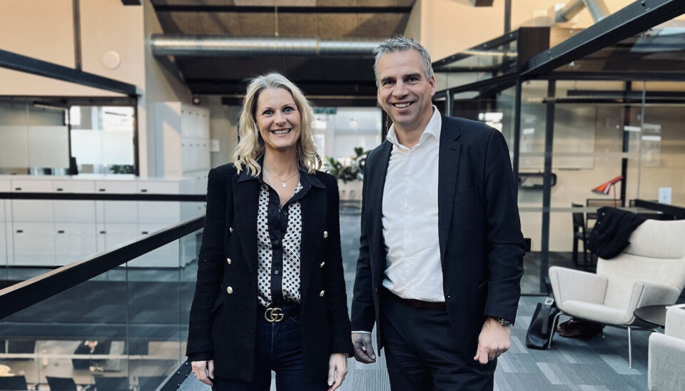 Marianne Lie i Usbl og Arild Elverum i Ambita ser frem til å eliminere menneskelige feil i forbindelse med eierskifte av boliger. Marianne Lie i Usbl og Arild Elverum i Ambita
