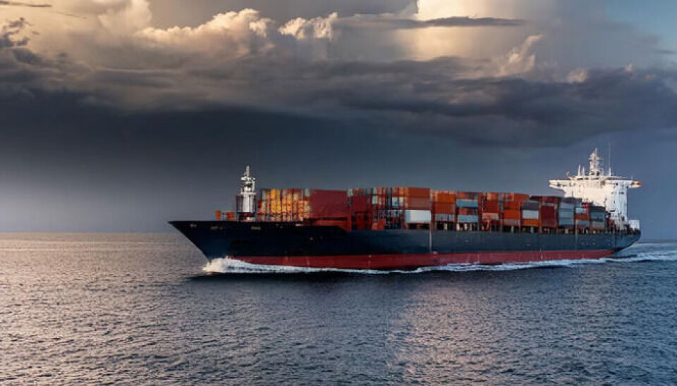 USAs andel av verdens eksport og import er nok til at politikken har betydelig effekt på andre land, men ikke nok til ensidig å bestemme fremtiden for global handel.