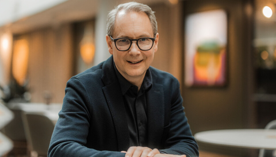 Erik Haugen er adm. direktør i ConnectMyApps – og veldig nysgjerrig på hva folk egentlig bruker AI til i sin jobbhverdag.