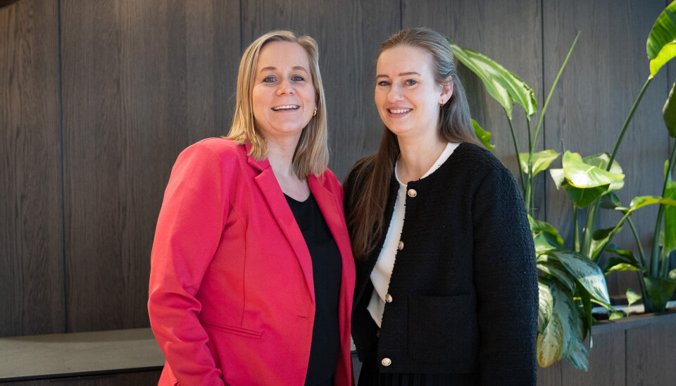 Guro Magnetum Heimvik (t.v) og Kristine Moum Flateland i Deloitte