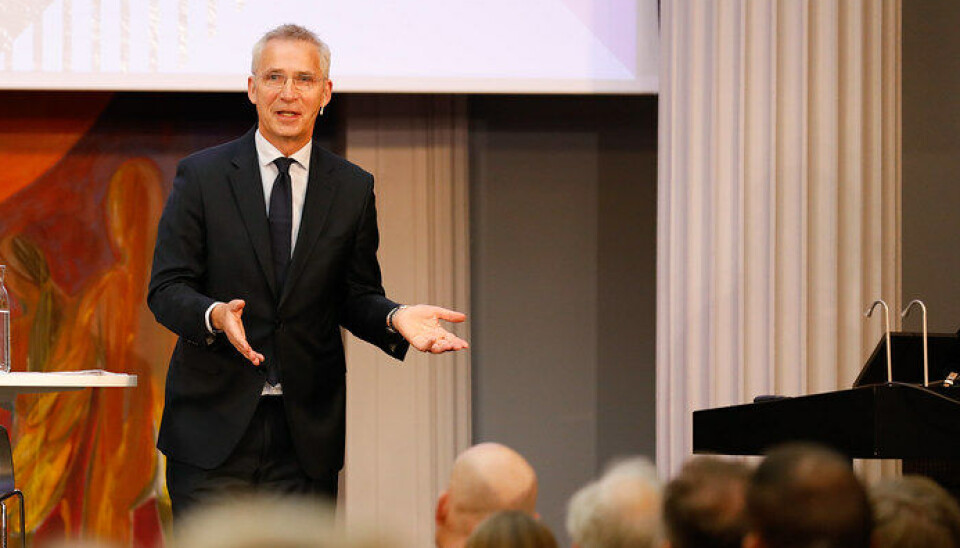 Finansminister Jens Stoltenberg er tydelig på at norske foretak skal ha samme krav til bærekraftsrapportering som foretak i EU.