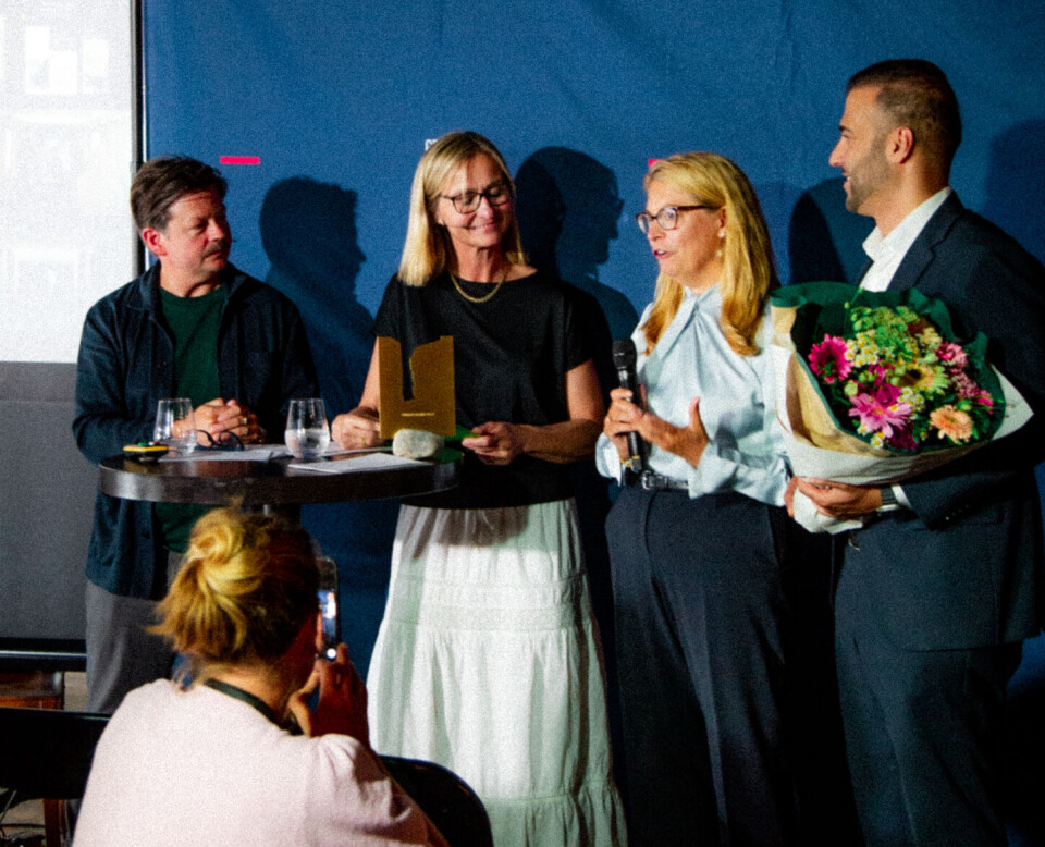 Juryen mente å kunne spore mer kreativitet blant årets innslag – og aller mest hos EY. Fra venstre: juryleder og initiativtaker Ole Henrik Stubberud, jurymedlem Anne-Lise Mørch von der Fehr, samt Nina Rafen og Arbab Dar fra EY.