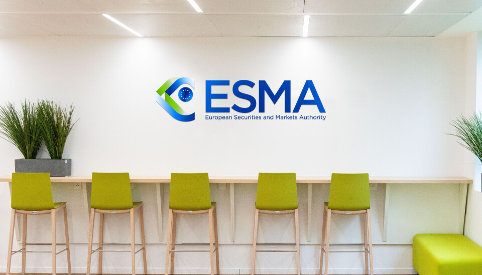 ESMA sjekket 91 selskaper. Nesten 3 av 10 manglet enten konkrete mål for vesentlige temaer, skriver de i rapporten. Her fra ESMAs kontorer.